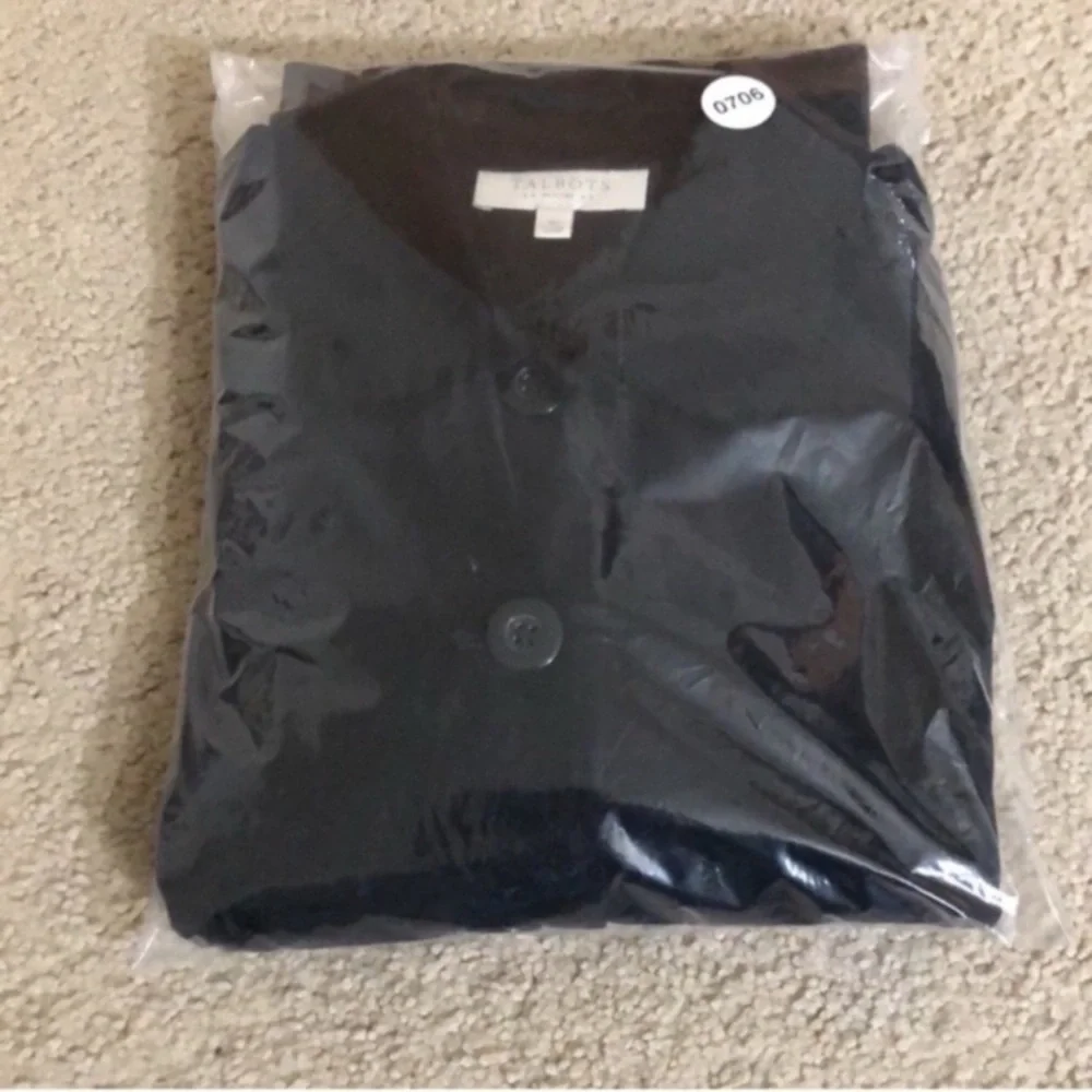 Talbots velvet knit tapered blazer jacket, button down, business casual, petite - Picture 7 of 8